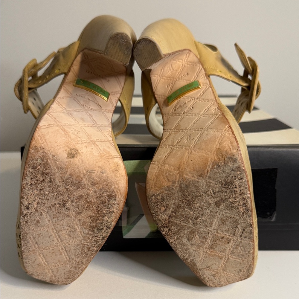 L.A.M.B. Tan and Yellow Studded Leather Platform Heels. 6.5 in original box - Picture 11 of 14